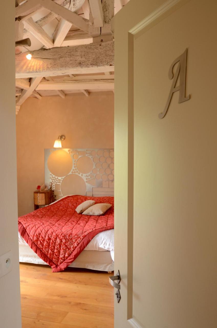 Chambres D'Hotes Au Gite De La Pommeraie Landeronde Dış mekan fotoğraf