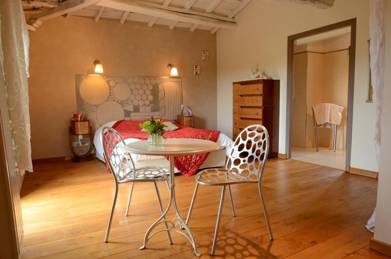 Chambres D'Hotes Au Gite De La Pommeraie Landeronde Dış mekan fotoğraf